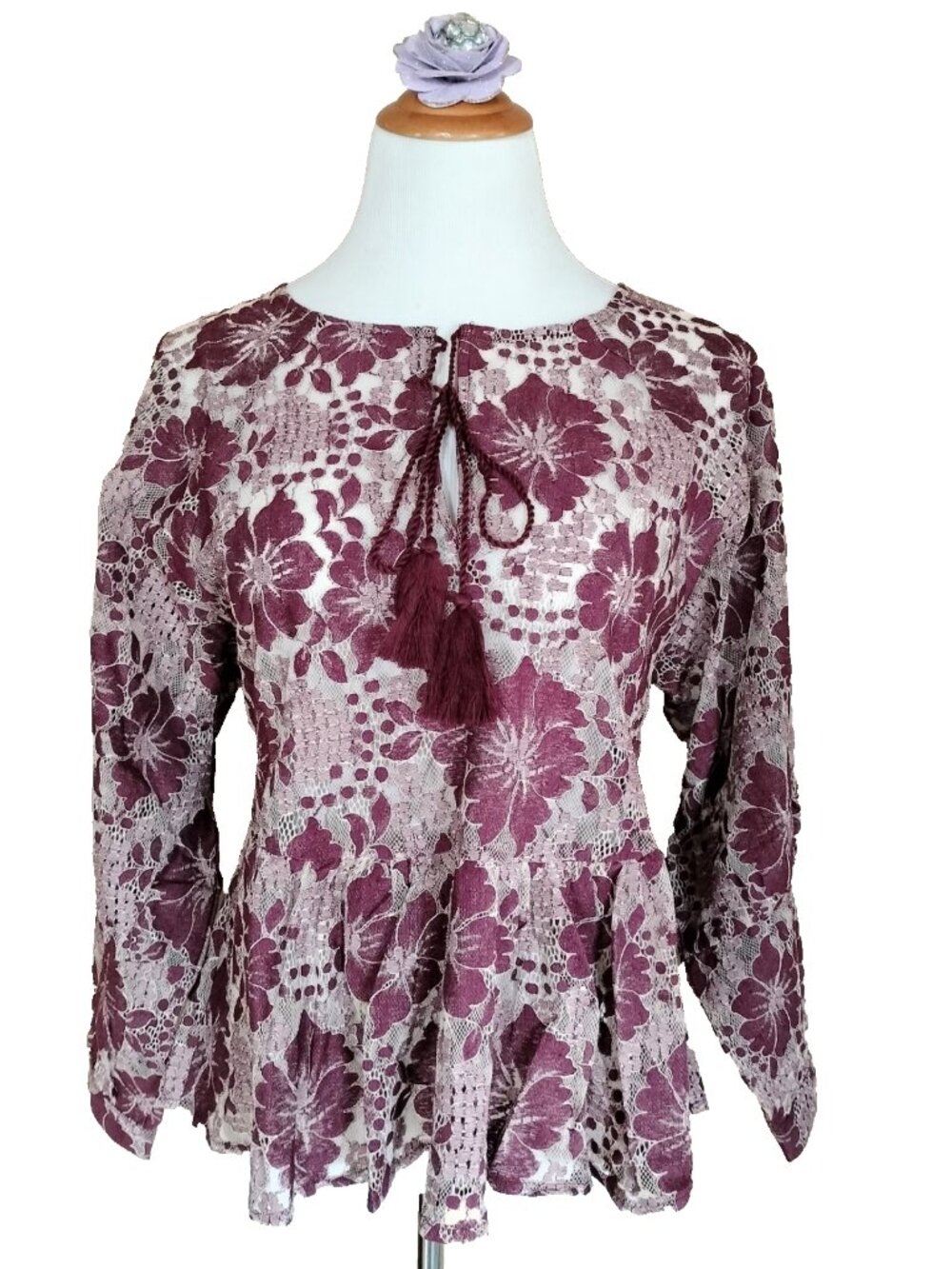 Solitaire Lace Boho Top L Burgundy Peplum Long Raglan Balloon Sleeve Tassels